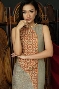 Aruna Dress - Portrait Look
